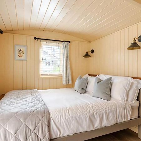 Shepherd'S Hut, 바스 외부 사진